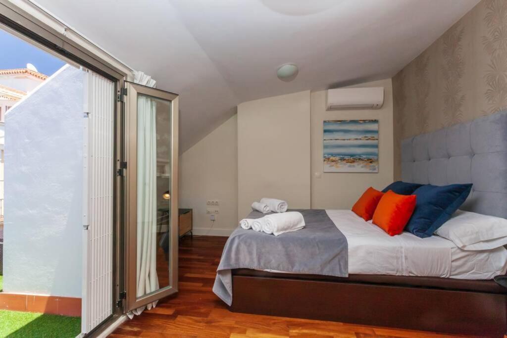 Precioso Atico Con Terraza Centro Historico Malaga Apartment ภายนอก รูปภาพ