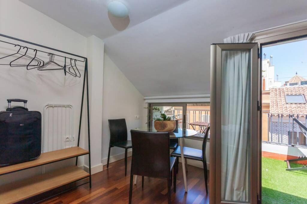 Precioso Atico Con Terraza Centro Historico Malaga Apartment ภายนอก รูปภาพ